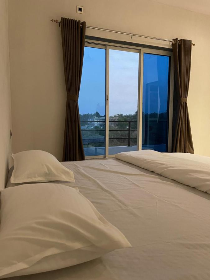 Scarlet Resort Alībāg Εξωτερικό φωτογραφία